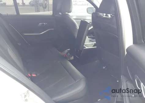 2023 BMW 330I z USA, uszkodzony, nr VIN 3MW69FF0XP8D09451